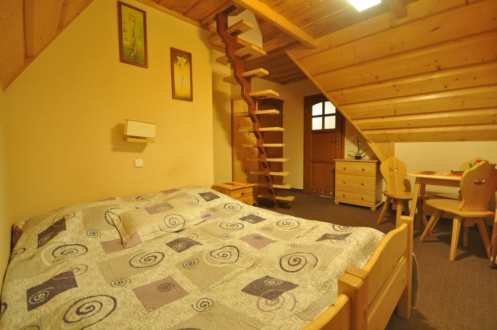 Willa Marysienka Bed & Breakfast Zakopane Rom bilde